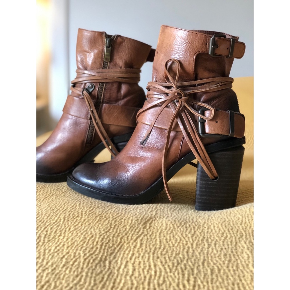 Vince Camuto boots